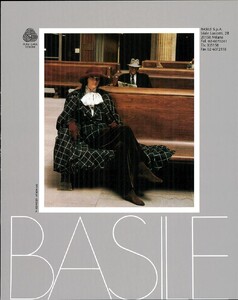 VOGUE ITALIA, May-Jul 1989.jpg