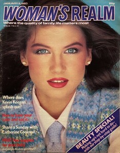WomansRealmUK080183coverCamilla.thumb.jpg.4afc7e1ac25216564500792c6d646f39.jpg
