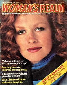 WomansRealmUK271182coverAlisonEvans.thumb.jpg.3da3c3b48eee06f71b40e9f7296feb88.jpg