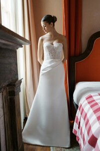 anne-barge-spring-2025-bridal-collection-23-SULLY-front.jpg