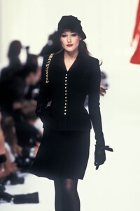 bruni f94chanel-HC-49.jpg