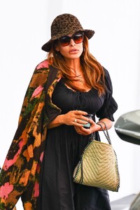eva-mendes-leaves-lunch-at-e-baldi-in-beverly-hills-12-12-2024-8.jpg