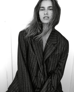 inesderreumaux posts 2024-12-08 16.22 DDUn5jIIN8W_3_3 469418576_570079508976309_9137301404034207276_n.jpg