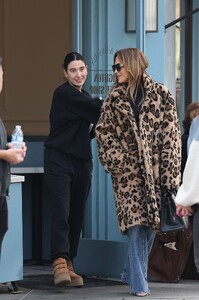 jennifer-lopez-out-form-coffee-with-her-assistant-in-beverly-hills-12-03-2024-2.jpg