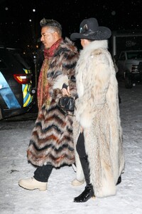 jennifer-lopez-s-fur-tastic-night-out-in-aspen-1.jpg