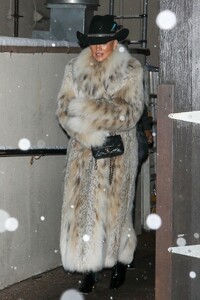 jennifer-lopez-s-fur-tastic-night-out-in-aspen-6.jpg