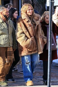 jennifer-lopez-s-luxe-christmas-eve-look-in-aspen-12-24-2024-5.jpg