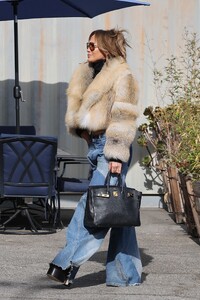 jlo-s-post-split-style-statement-hermes-birkin-and-winter-chic-in-la-6.jpg