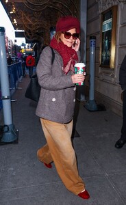 katie-holmes-braves-cold-for-our-town-matinee-12.22.2024-1.jpg
