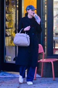 katie-holmes-out-and-about-in-new-york-city-12-02-2024-5.jpg