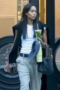 laura-harrier-visits-hair-salon-after-addressing-shameik-moore-s-post-12.28.2024-3.jpg