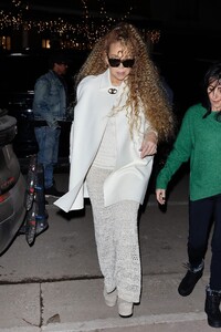 mariah-carey-stuns-in-winter-white-ensemble-during-luxury-shopping-spree-in-aspen-1.jpg