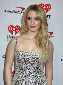 mckenna-grace-on-the-red-carpet-at-iheartradio-z100-s-jingle-ball-2024-5.jpg