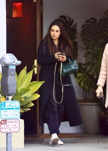 mila-kunis-leaves-a-restaurant-in-west-hollywood-12-12-2024-6.jpg