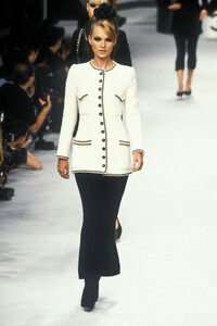 moss f95chanel-HC-50.jpg