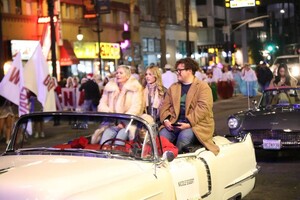 nicole-eggert-at-hollywood-christmas-parade-in-los-angeles-12-01-2024-1.jpg