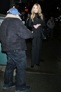 nicole-kidman-on-the-late-show-with-stephen-colbert-12.16.2024-7.jpg
