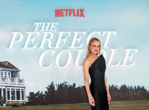 nicole-kidman-s-black-magic-stealing-hearts-at-the-perfect-couple-premiere-6.jpg