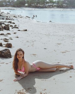 pink bikini 7.jpg