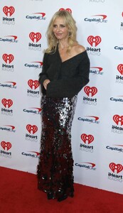 sarah-michelle-gellar-shines-at-iheartradio-z100-s-jingle-ball-2024-0.jpg