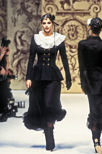 semenov s93chanel-HC-118.jpg