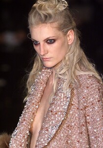 sundell f01gianfrancoFerre-20.jpg