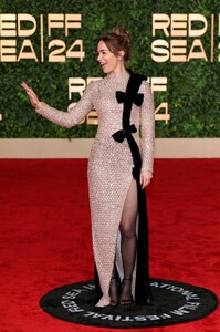 vbluntjddablodrredt (11).jpg