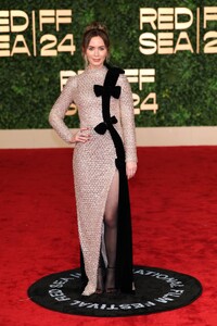 vbluntjddablodrredt (16).jpg