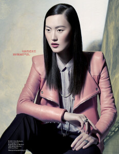 vogue-china-benjamin-kanarek-tender-skin-8.thumb.jpg.645147d2b7fdb518ec5ef23758a2f1ef.jpg