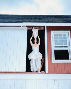 zoegustaviaannawhalen_1733935962347 (1).jpeg