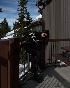 [2024.12.19] kelseymerritt_470897274_518513124551711_1327626858115730854_n.jpg