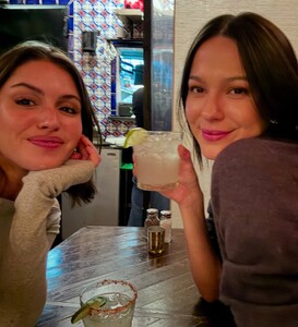 [2024.12.19] msgigiparis_470915805_1057227029485086_7099864761358512657_n.jpg