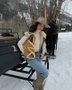 [2024.12.20] kelseymerritt_470973798_922204846293258_6727140065943271854_n.jpg