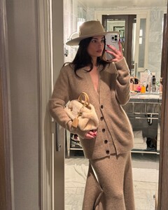 [2024.12.27] kelseymerritt_471823492_1273927140491040_7081701858642889882_n.jpg