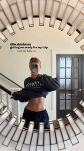 [2024.12.30] elizabethcturner_472194520_18477278350052750_7729000301086629348_n.jpg