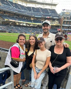 [2024.12.31] hannahg11_472217431_955926795863959_2947694956949258984_n.jpg