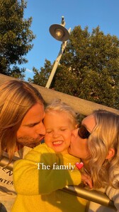 [2024.12.31] hoskelsa_472280472_1010070110883214_64468681264146134_n.jpg