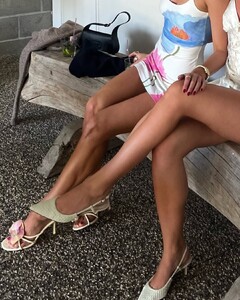 [2024.12.31] scarlett.mayer__472336815_953647882934285_4945070768643089152_n.jpg