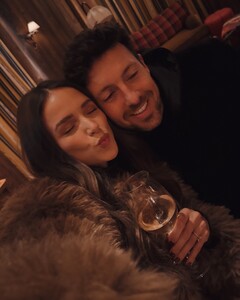 [2025.01.04] helenowen_472734962_1690579944836717_7519968199501227421_n.jpg