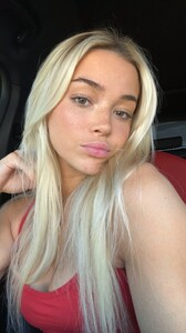 [2025.01.06] livvydunne_472801620_1700144813864973_6560666082857467985_n.jpg