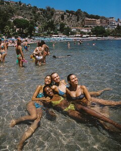 [2025.01.06] triangl_472465306_975530801183178_8784301949546724953_n.jpg