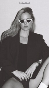 [2025.01.08] barrefaeli_472435372_18483755209041153_6117108925764830441_n.jpg