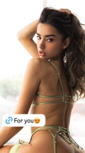 [2025.01.15] lizaakovalenko_474036557_3993323050924788_815405190422719210_n.jpg