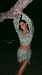 [2025.01.15] sofiaresing_473826066_18483435076031551_8497883504332716536_n.jpg