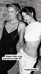 [2025.01.22] lindsaydemyan_474656839_1652830621970349_4976938486470394976_n.jpg