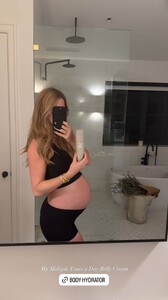 [2025.01.24] katelove_474864872_18484240765054296_8024577205788812234_n.jpg