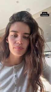 [2025.01.24] sarasampaio_AQM4z.jpg