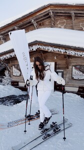 [2025.01.25] helenowen_475005052_18476079655019170_8914500817891985832_n.jpg