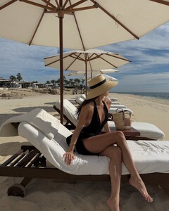 [2025.01.28] kelseymerritt_475515160_18488424724039208_4906144560918144023_n.jpg