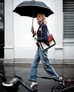 [2025.01.29] alexandra__wolf_475277310_18479374882009987_5070376454363883790_n.jpg